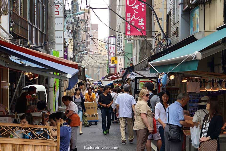 Beli-belah Pasar Tsukiji (築地市場)