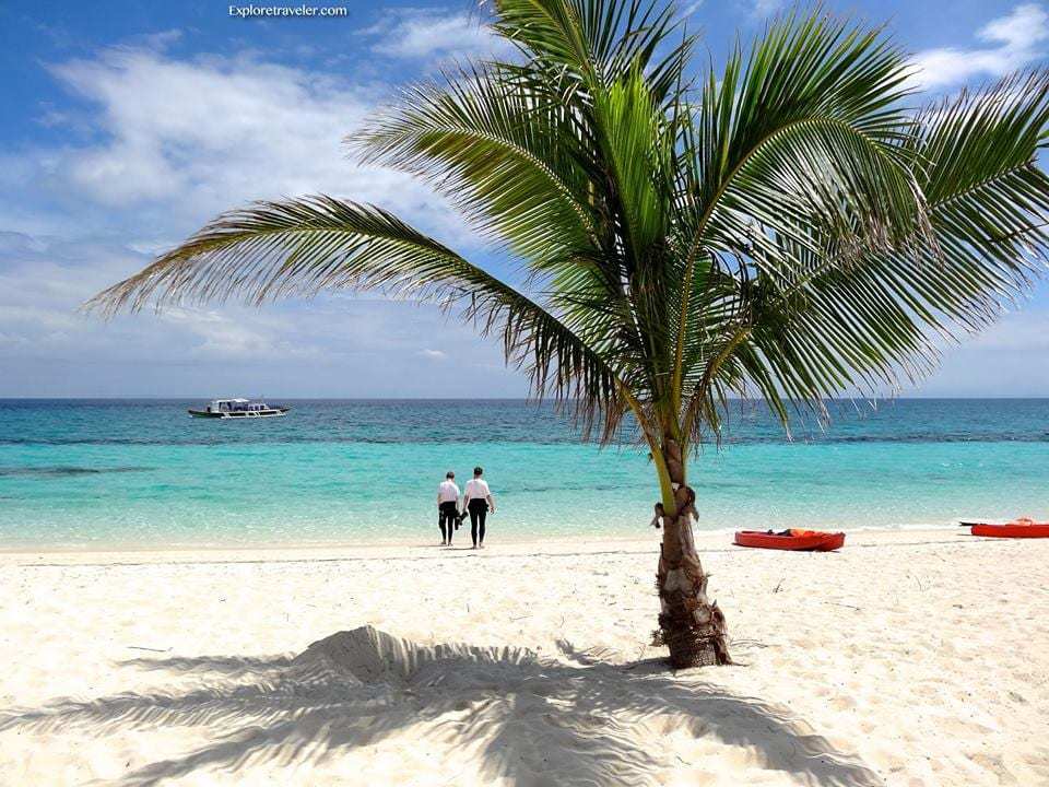 Exploring the crystal clear waters of Pandanon Island 