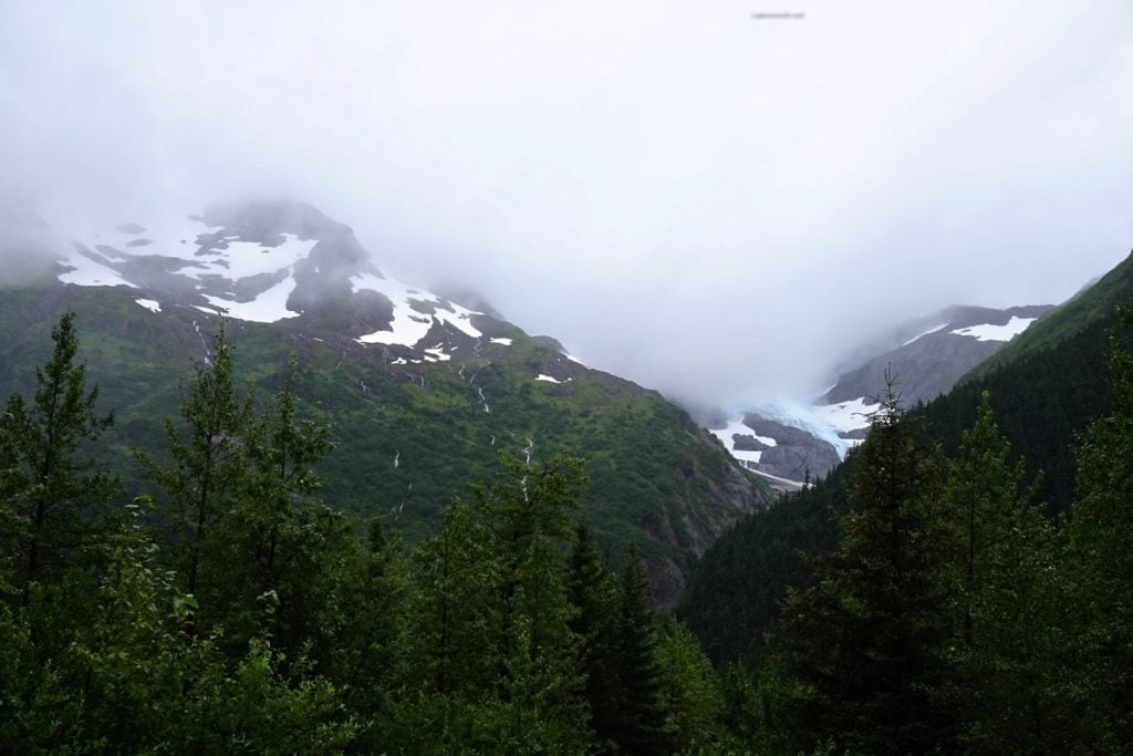 صورة اليوم ~ وادي Portage Glacier في ألاسكا