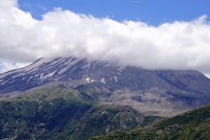 The Call Of The Washington Mountains - Ein großer Berg im Hintergrund - Mount Rainier