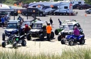 Meneroka Pantai Oregon - Sebuah motosikal diletakkan di tempat letak kereta - Gua Singa Laut