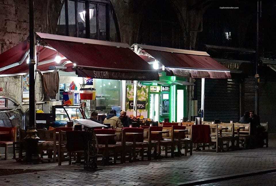 outside dining food of Istanbul Turkey