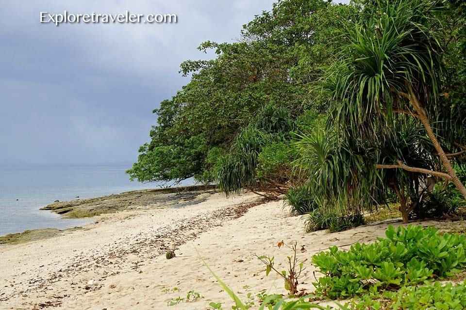 Canigao Uninhabited Island Surrounded By The Camotes Sea