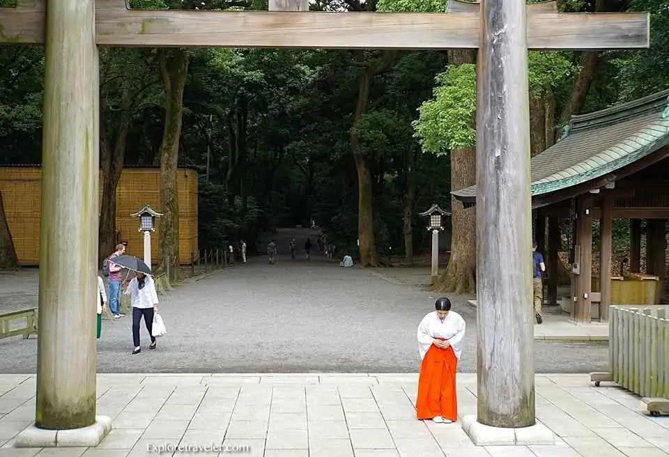 日本のユニークさを探る旅行者フォトツアー11