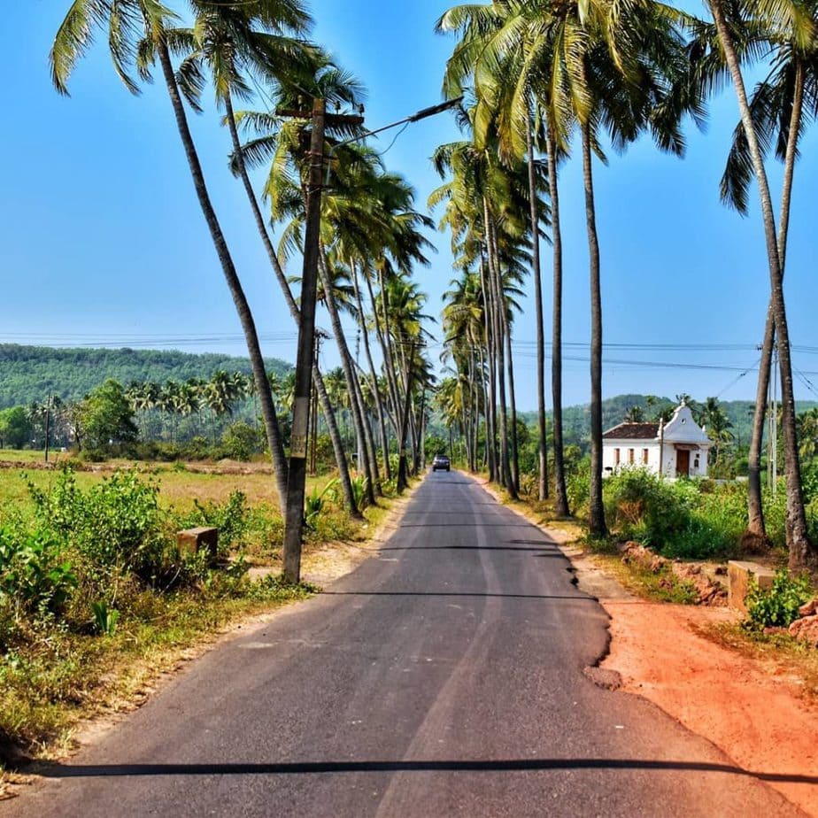 parra road goa