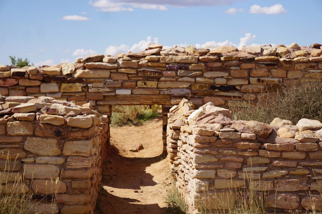Lowry Pueblo - 고대 국가 기념물의 협곡.