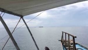 boat ride out to scuba dive sout