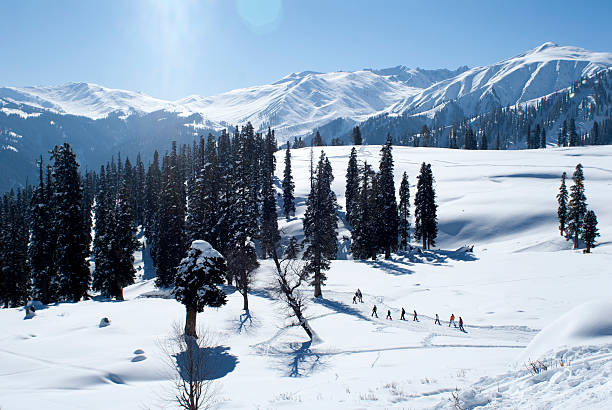 Image of Ski mountains where everyone do ski